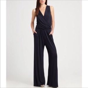 Elie Tahari surplice vneck jumpsuit. Black. Sz XS.